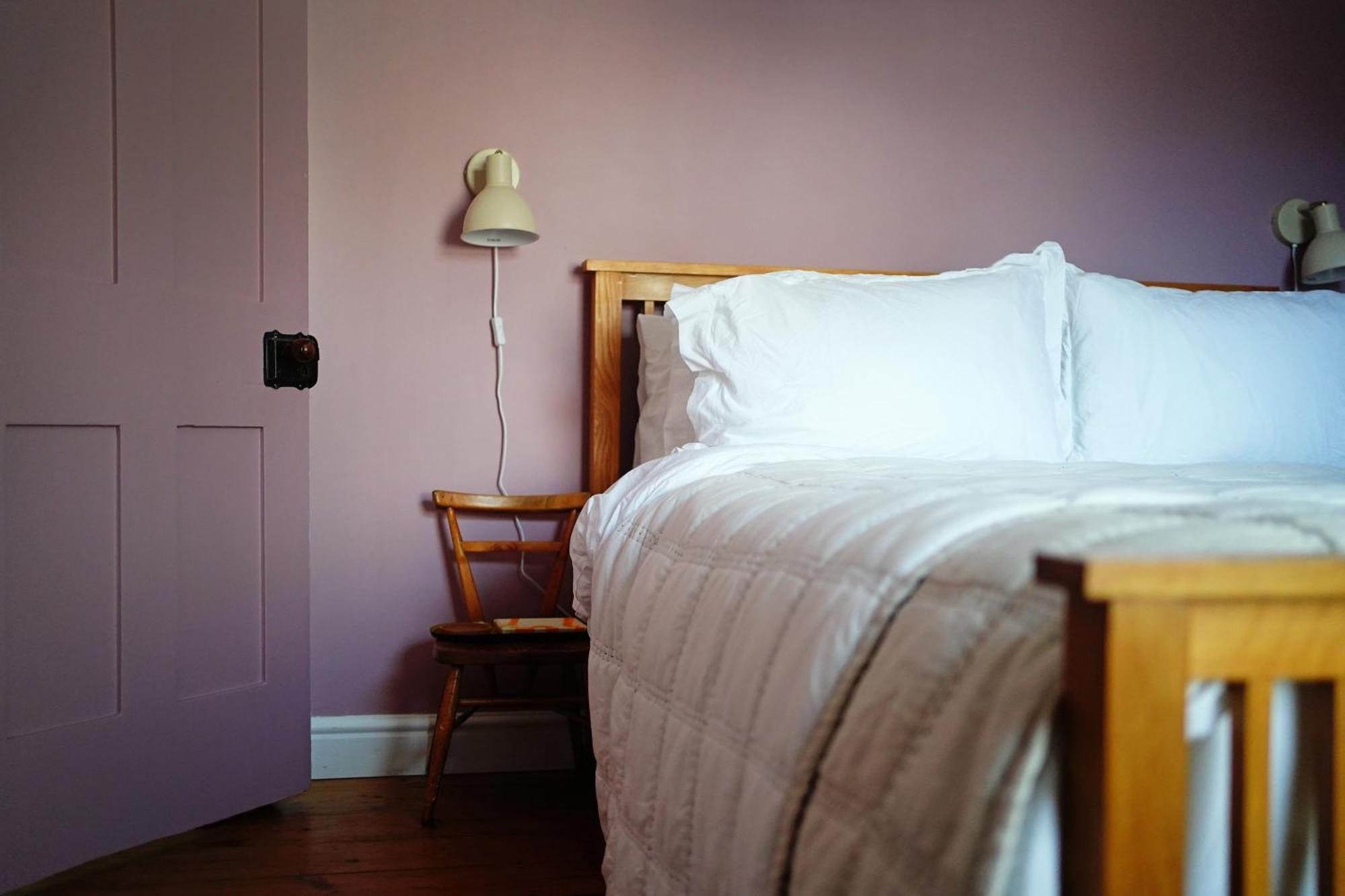 דיל Northdene Cottage - Cosy Old Fisherman'S Cottage Two Mins From Sea - Free Parking - Wood Burning Stove - Roll Top Bath - Dog Friendly מראה חיצוני תמונה