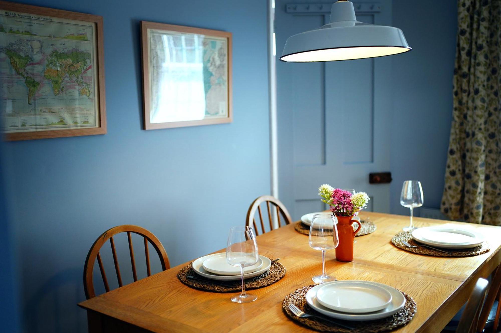 דיל Northdene Cottage - Cosy Old Fisherman'S Cottage Two Mins From Sea - Free Parking - Wood Burning Stove - Roll Top Bath - Dog Friendly מראה חיצוני תמונה